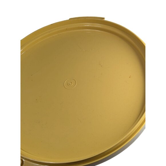 Vintage Tupperware Cake Keeper Carrier Yellow & White Harvest Gold Lid 12" Diame - Picture 3 of 6